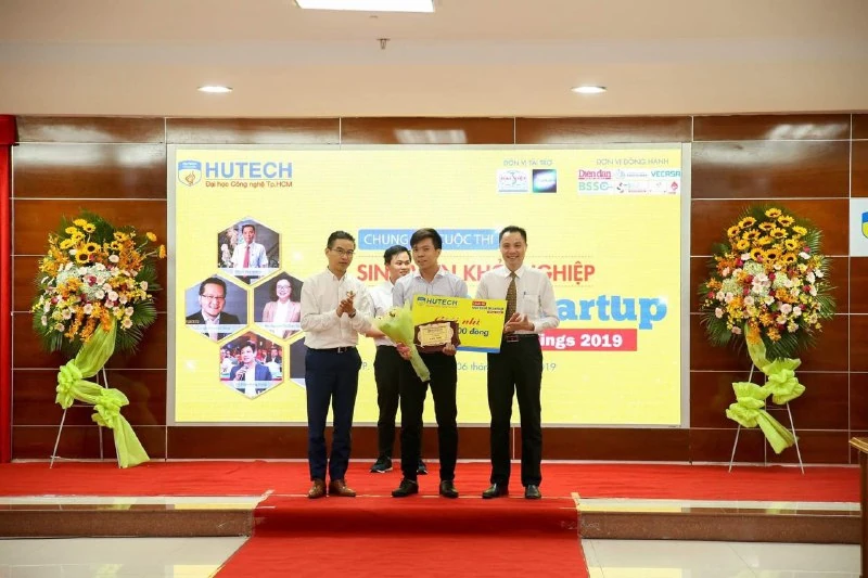 Lê Duy Khánh tại HUTECH Startup Wings 2019